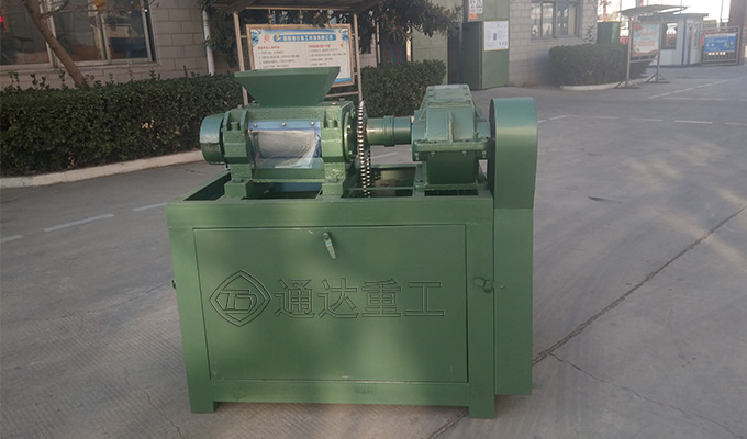 有機(jī)無(wú)機(jī)肥對(duì)輥擠壓造粒機(jī)
