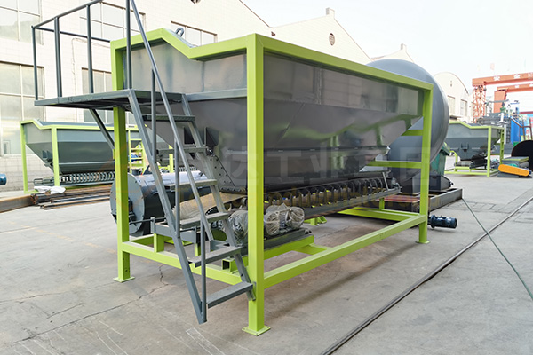 養(yǎng)10000只鴨子適合配備多大產(chǎn)量的鴨糞有機(jī)肥生產(chǎn)線？需要投資多少錢(qián)?