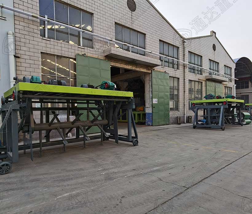 養(yǎng)雞場(chǎng)4米槽式堆肥翻拋機(jī)設(shè)計(jì)方案、特點(diǎn)優(yōu)勢(shì)