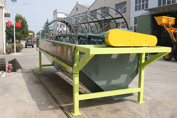 適合養(yǎng)殖場(chǎng)擴(kuò)建小型有機(jī)肥廠