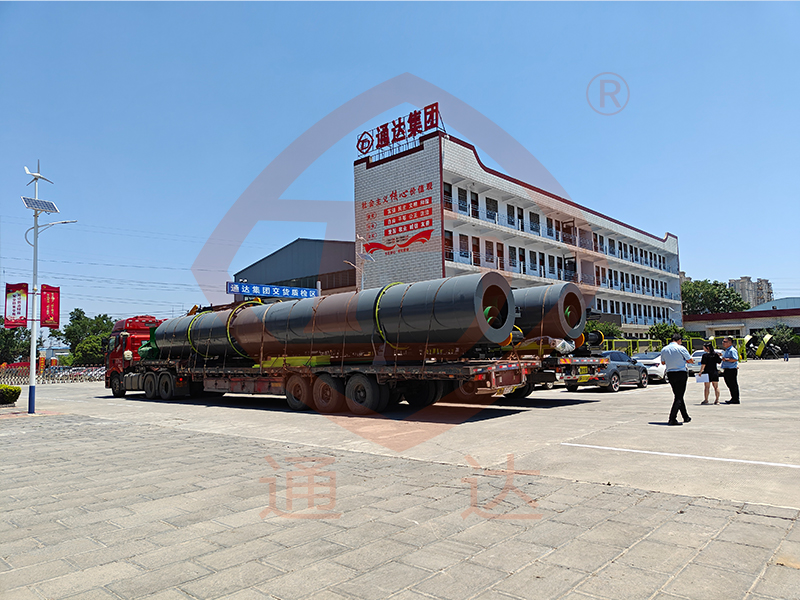 年產(chǎn)2萬噸雞糞有機肥生產(chǎn)整套設(shè)備有哪些?發(fā)酵、造粒工藝流程